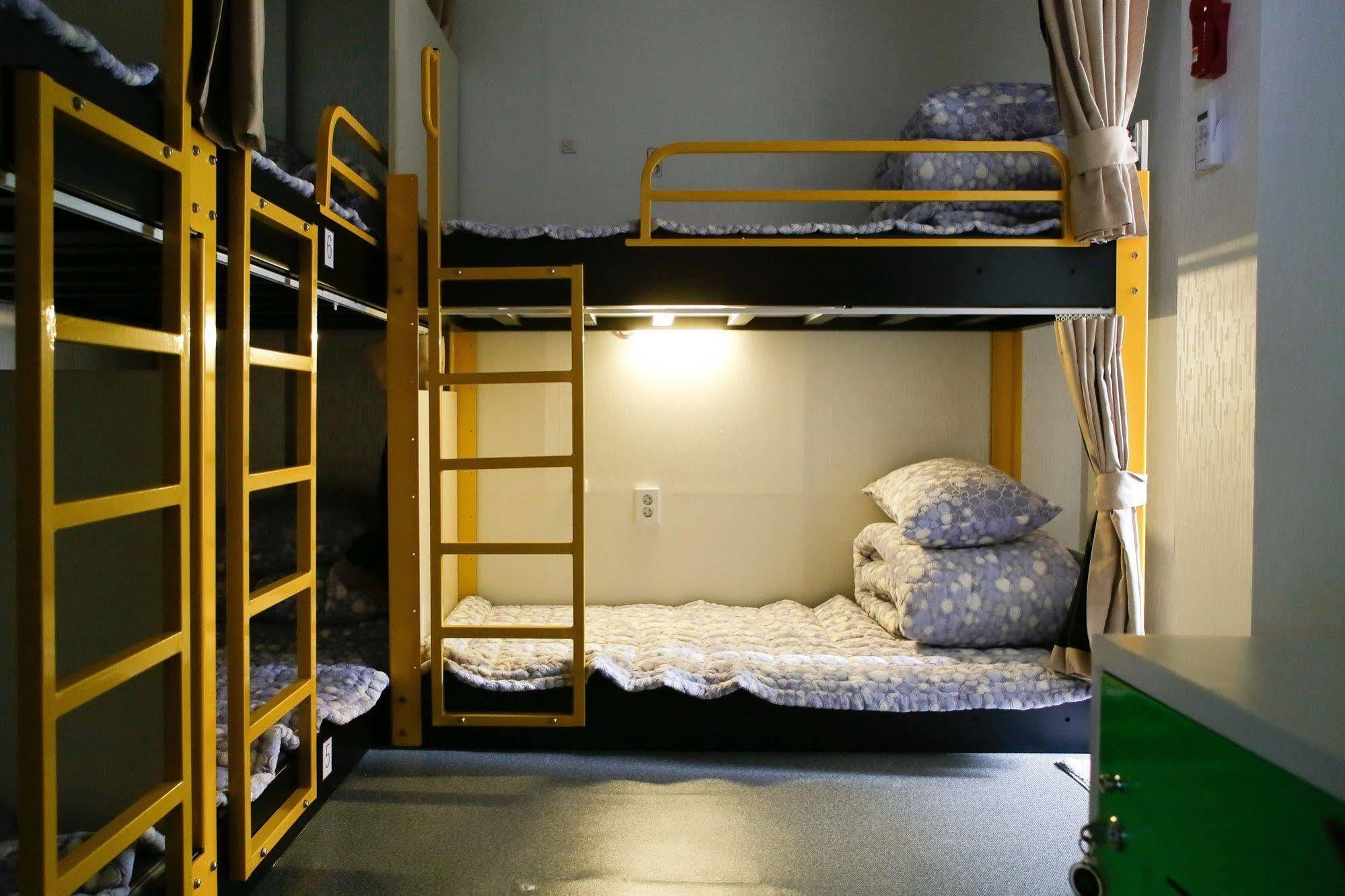 Wisma tamu Dream 2*